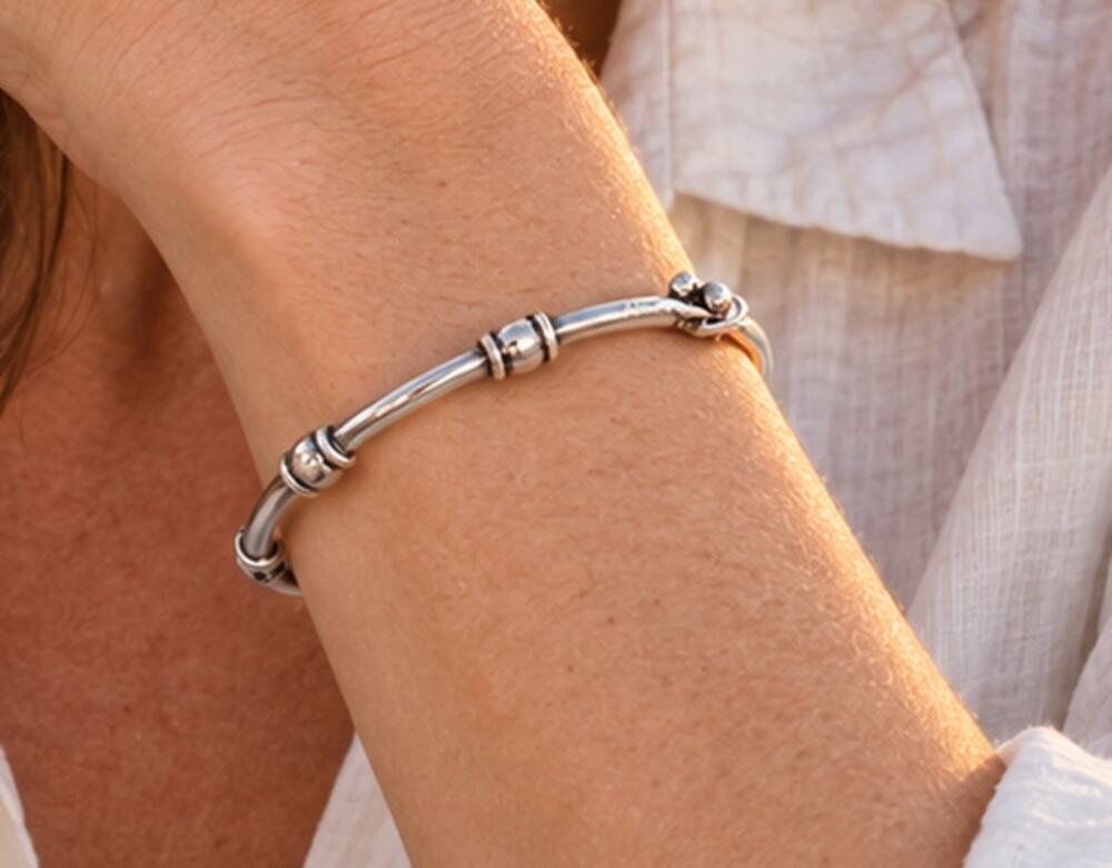 950 Silver Hinged Bangle Bracelet 7.5" Beaded Ball Closure 8.8g